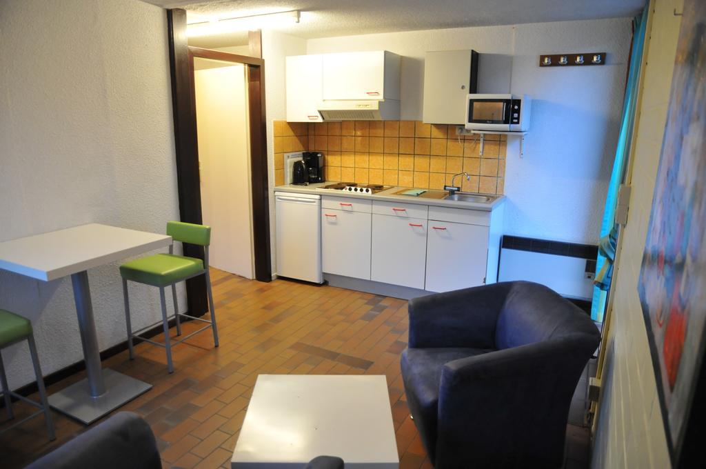 Les Doyards Hotell Vielsalm Rom bilde