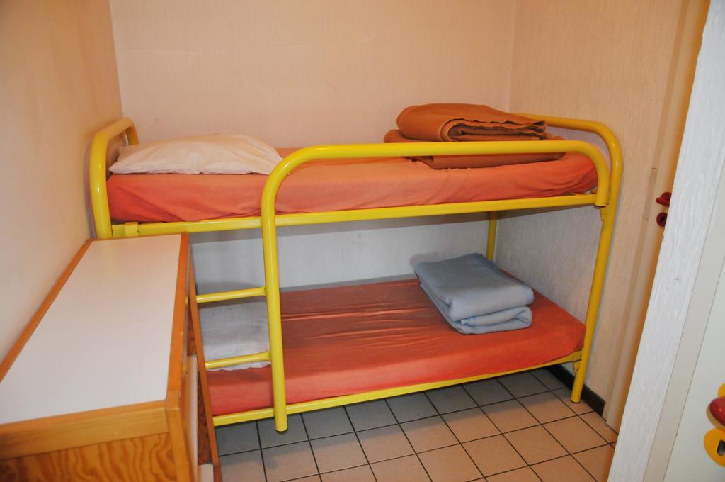 Les Doyards Hotell Vielsalm Rom bilde