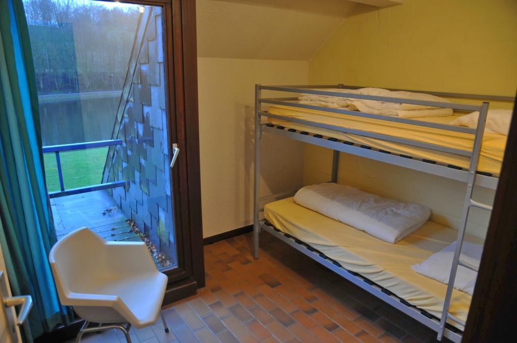 Les Doyards Hotell Vielsalm Rom bilde