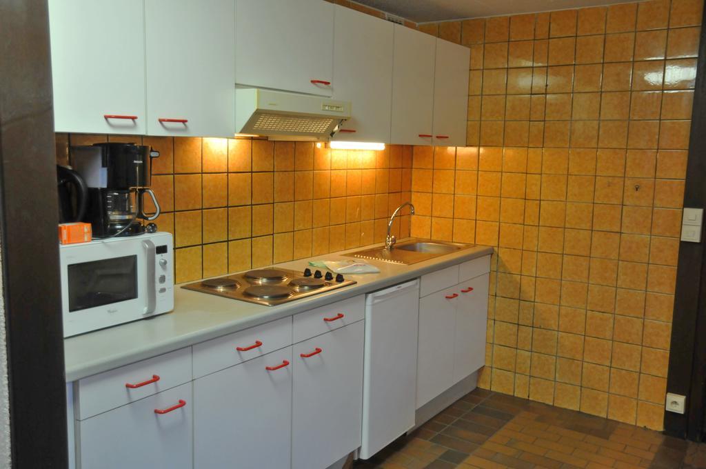 Les Doyards Hotell Vielsalm Rom bilde