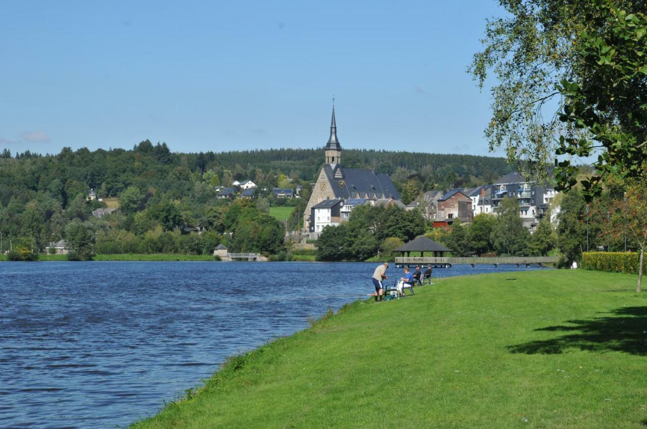 Les Doyards Hotell Vielsalm Eksteriør bilde